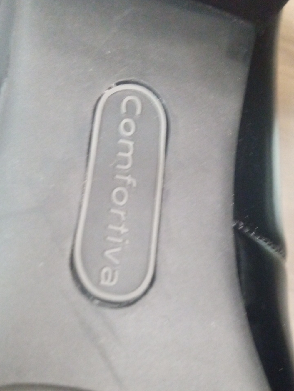 COMFORTIVA AMORA PATENT HEELS - Picture 7 of 12